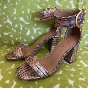 NEW Aerosoles Landon metallic block heel 3 1/2” size 7 genuine leather